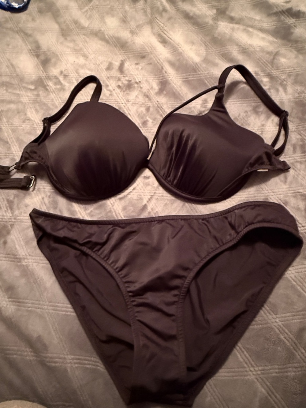 VENUS Black Padded Underwire Bikini Top & Classic Brief
